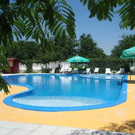 Hotel Ankor 2*